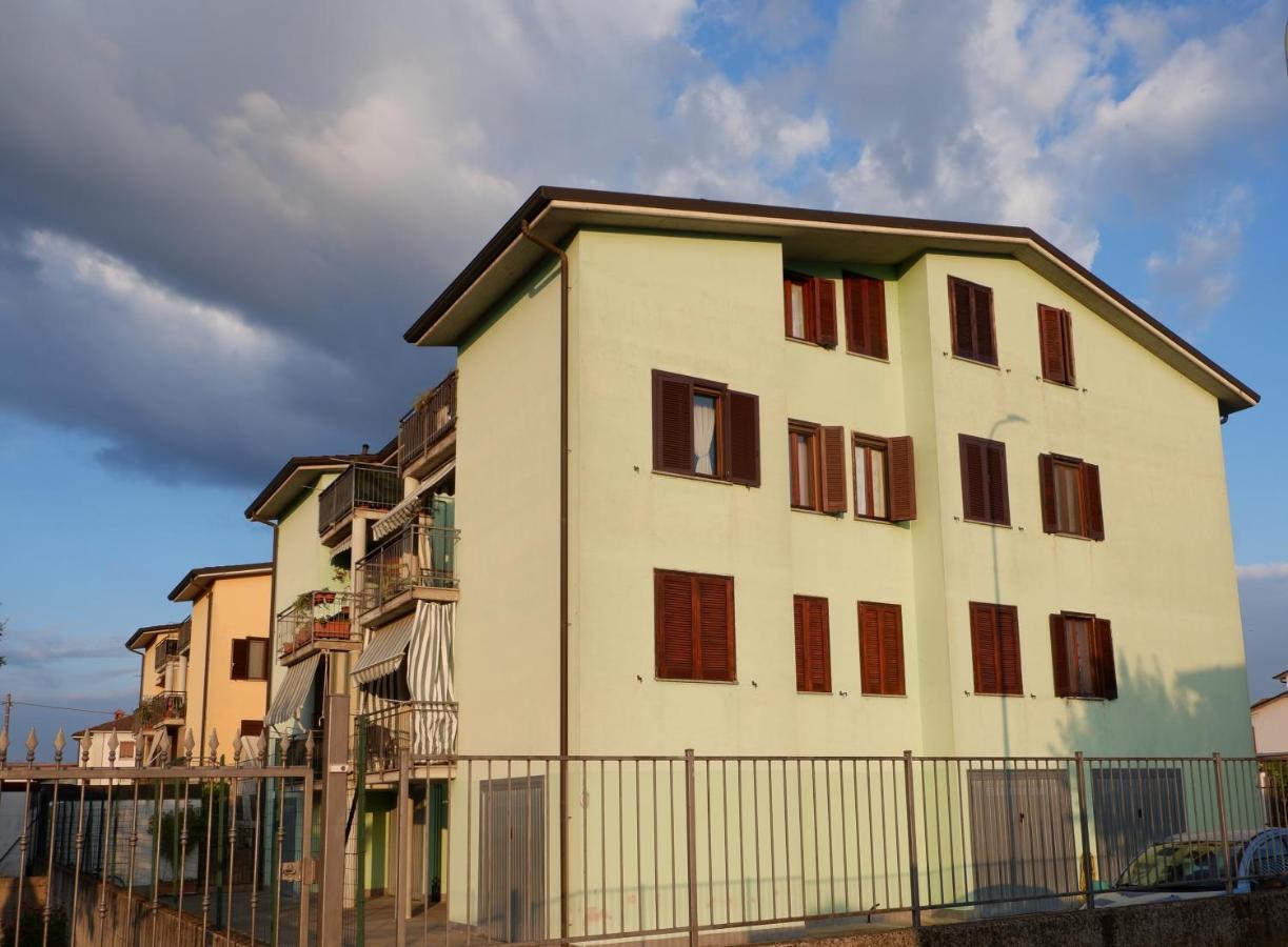 Bed and Breakfast Latte E Menta Motta Visconti Exterior foto